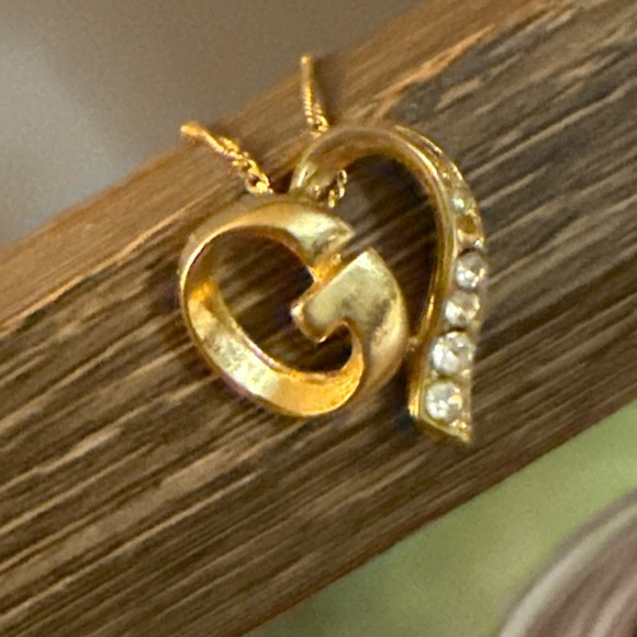 Givenchy Gold Heart Pendant Necklace - Picture 1 of 7